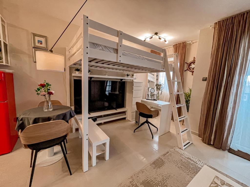 Sunset Apartments Μπολ Εξωτερικό φωτογραφία
